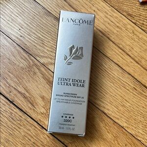 Lancôme Teint Idole Ultra Wear Foundation